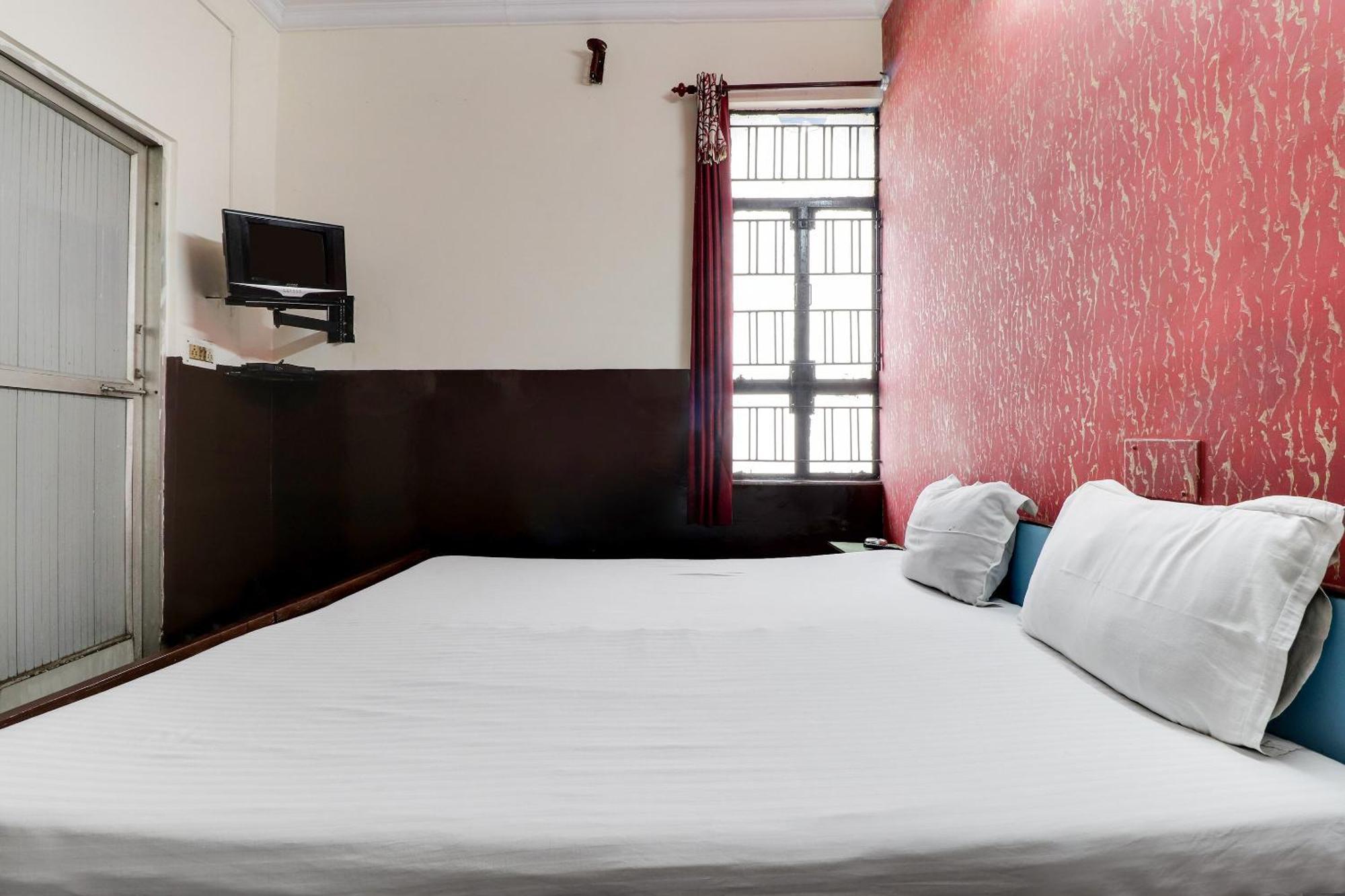 Spot On 40076 Hotel Sunny Bhairaun Ghat Экстерьер фото